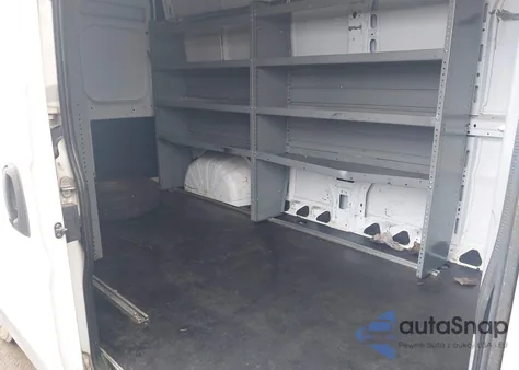 2016 Ram Promaster 2500 High Roof z USA, uszkodzony, nr VIN 3C6TRVDG4GE134123